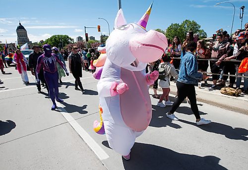 JOHN WOODS / WINNIPEG FREE PRESS
People take part in the Pride Parade in downtown Winnipeg Sunday, June 5, 2022. 

Re: gabby