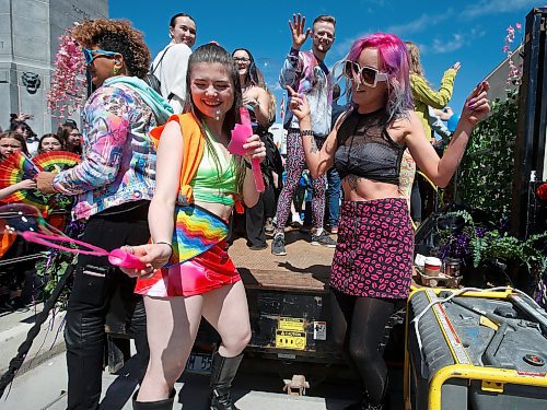 JOHN WOODS / WINNIPEG FREE PRESS
People take part in the Pride Parade in downtown Winnipeg Sunday, June 5, 2022. 

Re: gabby