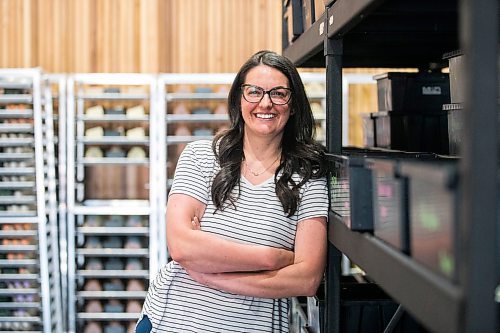 MIKAELA MACKENZIE / WINNIPEG FREE PRESS

Candace Alarie, owner of Soak Bath Co, poses for a portrait in her production space in Niverville on Monday, June 6, 2022.  For Gabby story.
Winnipeg Free Press 2022.