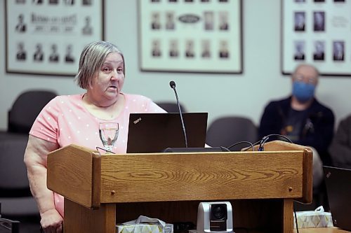 Barb Strutt speaks against the Brandon University's beekeeping project at Monday's Brandon City Council meeting, citing safety concerns for people allergic to bee stings like her grandson, who lives near the university. (Colin Slark/The Brandon Sun)