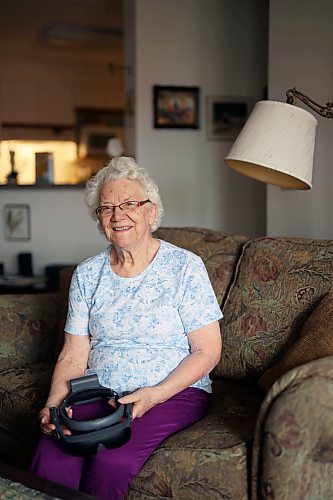 03062022
Verna Beaudette sits in her home in Westman Lions Manor in Brandon with her eSight low vision aid visor on Tuesday. 
(Tim Smith/The Brandon Sun)03062022

