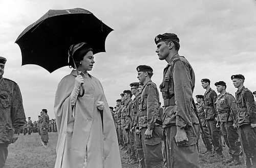 Queen Elizabeth II pauses while inspecting the troops during her visit to CFB Shilo in 1970. (Brandon Sun Files)