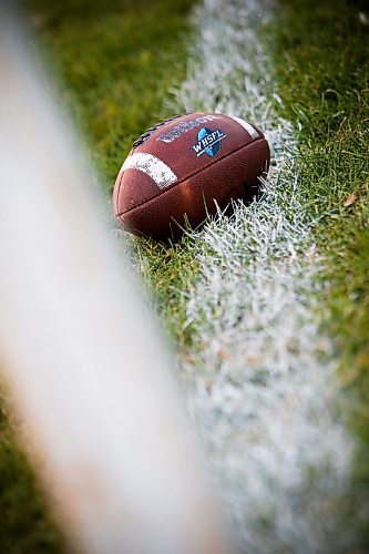 JOHN WOODS / WINNIPEG FREE PRESS
Football field at Vincent Massey Collegiate in Winnipeg Tuesday, September 13, 2022.

Re: ?