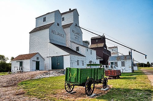Shel Zolkewich / Winnipeg Free Press
Evidence of the grain boom stands today in Inglis where five prairie giants celebrate the province’s agriculture history.