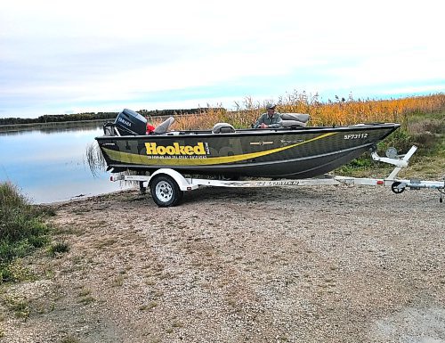 Don Lamont / Winnipeg Free Press
With low water levels it can be a challenge to launch your boat, so it's always a good idea to do some research before hitting the road. 