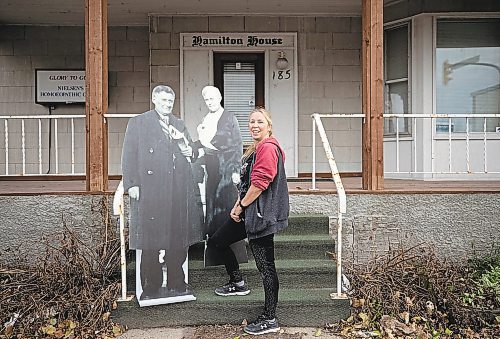 JESSICA LEE / WINNIPEG FREE PRESS



Cheryl Wiebe, photographed on October 26, 2021, with cutouts of the Hamiltons she printed, bought the Hamilton House at 185 Henderson Hwy. She is currently renovating the building with her husband and will move her 40 year old gags business to the house.



Reporter: Ben