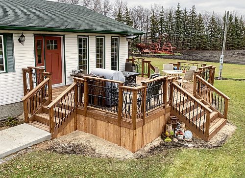 Photos by Marc LaBossiere / Winnipeg Free Press
This deck, previously built by Marc LaBossiere, receives a new skirt five years after being built. 