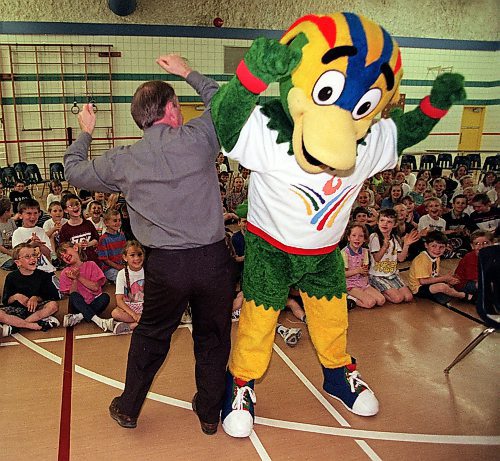 Pato was the Pan Am Games mascot in 1999. (Ken Gigliotti / Winnipeg Free Press files)