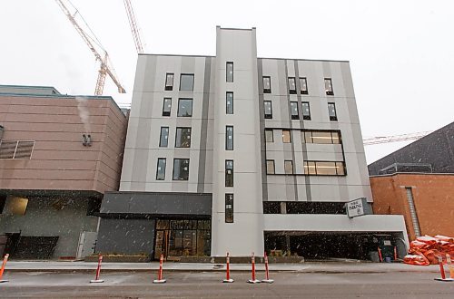 MIKE DEAL / WINNIPEG FREE PRESS

The RWB student boarding building at 225 Edmonton Street that is under construction replacing the accommodations that were torn down to make way for the completion of True North Square and the new Wawanesa head office. 

see Jen Zoratti story

211110 - Wednesday, November 10, 2021.