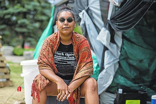 MIKAELA MACKENZIE / WINNIPEG FREE PRESS



Aaliyah Leach, coordinator, poses for a portrait at the sacred fire and healing village on the Legislative grounds in Winnipeg on Monday, July 5, 2021. For Carol Sanders story.

Winnipeg Free Press 2021.