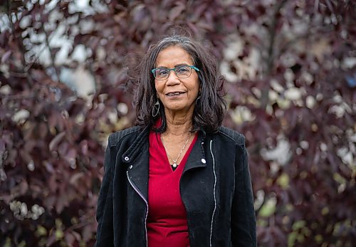 JESSICA LEE / WINNIPEG FREE PRESS



Suni Matthews, a recently retired school principal, and also co-chair of the Equity Matters coalition, poses for a photograph at a local school on October 31, 2021.



Reporter: Maggie