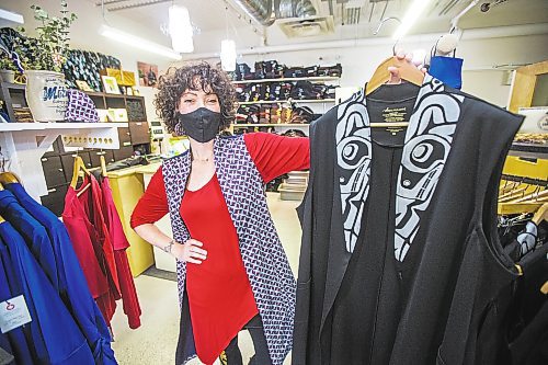 MIKAELA MACKENZIE / WINNIPEG FREE PRESS





Andréanne Dandeneau, owner of Anne Mulaire fashion, poses for a portrait in her shop in Winnipeg on Thursday, April 15, 2021. Dandeneau is expanding all existing clothing lines to include “inclusive sizing.” For Cody Sellar story.

Winnipeg Free Press 2020.