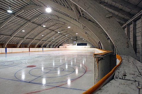 JOE BRYKSA / WINNIPEG FREE PRESS Minto, Manitoba, Inside the Minto, Manitoba arena, February 16, 2016.( See Randy Turner rural hockey rinks 49.8 story)