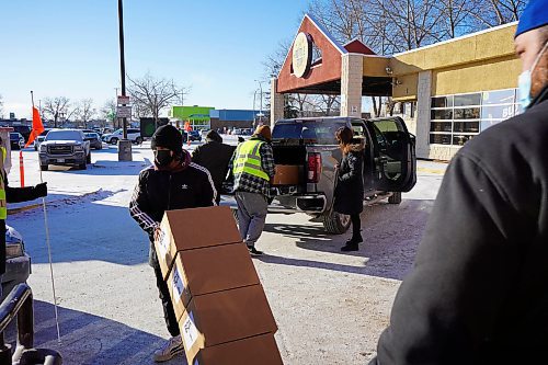 Courtesy of Ma Mawi
More than a hundred volunteers answered that call Saturday morning for the 20th annual Christmas hamper drive from Ma Mawi Wi Chi Itata Centre, packing up and dropping off 200 hampers for Winnipeg families in need. Dec. 18, 2021. For Katie May story. Winnipeg Free Press.