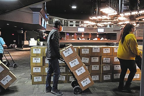 Courtesy of Ma Mawi
More than a hundred volunteers answered that call Saturday morning for the 20th annual Christmas hamper drive from Ma Mawi Wi Chi Itata Centre, packing up and dropping off 200 hampers for Winnipeg families in need. Dec. 18, 2021. For Katie May story. Winnipeg Free Press.