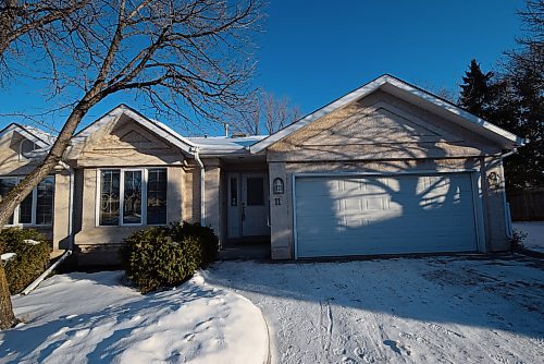 Todd Lewys / Winnipeg Free Press

A quiet end unit, this nearly 1,400 square-foot bungalow-style condo has much to offer.
