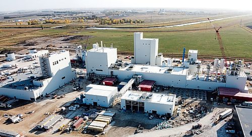 Brandon Sun Roquette's new 20,000-square-metre pea protein plant in Portage la Prairie will process 125,000MT of yellow peas annually when at capacity. (CNW Group/Roquette)