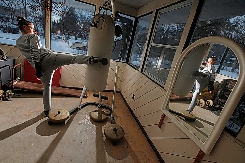 JOHN WOODS / WINNIPEG FREE PRESS
Katie Saull, a local MMA fighter who won a fight last week in the Atom Weight Class (105lbs) in Kansas City, is photographed at her home Sunday, January 16, 2022.

Re: Allen