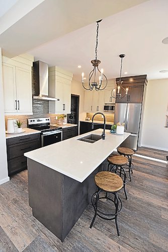 Todd Lewys / Winnipeg Free Press files
Manitoba’s best home builders will be presenting more than 100 unique new show homes at the Spring Parade of Homes, which kicks off on Feb. 26. 