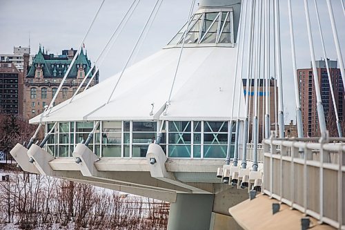 MIKAELA MACKENZIE / WINNIPEG FREE PRESS



The bridge restaurant on the Esplanade Riel in Winnipeg on Wednesday, March 3, 2021. For --- story.



Winnipeg Free Press 2021