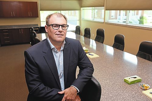 Brandon Sun MNP Ltd. licensed insolvency trustee Brad Milne, pictured at their downtown office on Tuesday, said that recent rounds of key interest rate increases appear to have improved his clients’ financial literacy. (Tyler Clarke/The Brandon Sun)