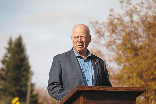 Brandon Sun Riding Mountain Progressive Conservative MLA Greg Nesbitt speaks during Tuesday&#x2019;s media event on Provincial Road 257 at the southeast outskirts of Virden. (Tyler Clarke/The Brandon Sun)