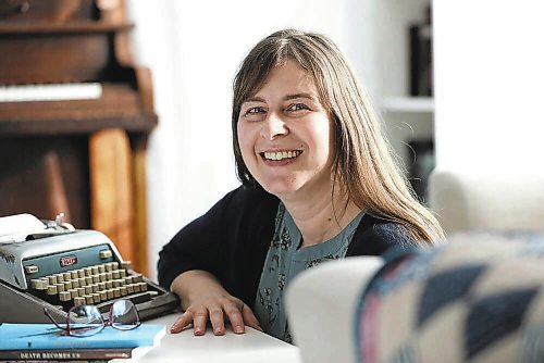 Angeline Schellenberg moderates Speaking Crow, Winnipeg’s longest-running poetry open-mic series. (Ruth Bonneville/Winnipeg Free Press)