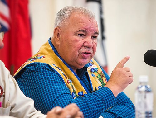 MIKAELA MACKENZIE / WINNIPEG FREE PRESS

MMF president David Chartrand (right) and elder George Lavallee speak about moose harvesting on Friday, Oct. 29, 2021. For Malak story.
Winnipeg Free Press 2021.