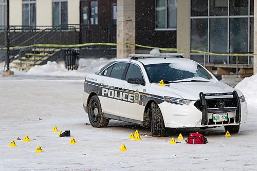 Daniel Crump / Winnipeg Free Press. A heavy police presence can be seen around Siloam Mission as they investigate a shooting Saturday morning. January 29, 2022.