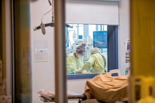 MIKAELA MACKENZIE / WINNIPEG FREE PRESS

The medical intensive care unit at the Health Sciences Centre in Winnipeg on Tuesday, Dec. 8, 2020.

Winnipeg Free Press 2020