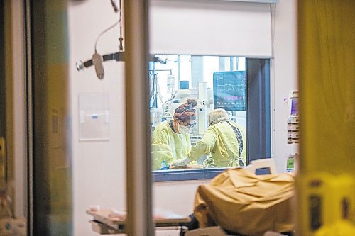 MIKAELA MACKENZIE / WINNIPEG FREE PRESS

The medical intensive care unit at the Health Sciences Centre in Winnipeg on Tuesday, Dec. 8, 2020.

Winnipeg Free Press 2020