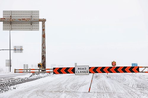 01022022
The Trans Canada Highway was closed both east and west of Brandon on Tuesday due to blizzard conditions. (Tim Smith/The Brandon Sun)