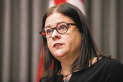 MIKAELA MACKENZIE / WINNIPEG FREE PRESS



Premier Heather Stefanson gives a public health order update at the Manitoba Legislative Building in Winnipeg on Wednesday, Feb. 2, 2022. Standup.

Winnipeg Free Press 2022.