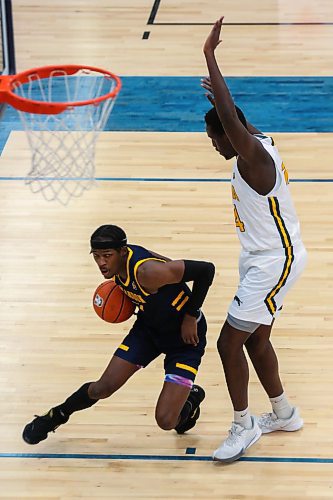 Anthony Tsegakele averaged 20 points and 13.5 rebounds per game in the Brandon University Bobcats' four losses in January. (Chelsea Kemp/The Brandon Sun)