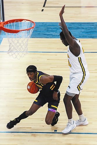 Anthony Tsegakele averaged 20 points and 13.5 rebounds per game in the Brandon University Bobcats' four losses in January. (Chelsea Kemp/The Brandon Sun)