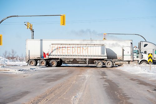 Mike Sudoma / Winnipeg Free Press

A semi truck with the words &#x201c;Freedom&#x201d; written on the cargo trailer, makes its way past Headingley, Mb Tuesday afternoon as party of the Freedom Convoy from Vancouver to Ottawa.

January 25, 2022