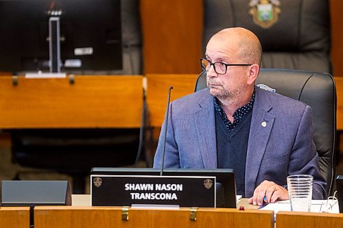 MIKAELA MACKENZIE / WINNIPEG FREE PRESS



Councillor Shaw Nason speaks at a council meeting at City Hall in Winnipeg on Tuesday, Sept. 15, 2020.  For Joyanne Pursaga story.

Winnipeg Free Press 2020.