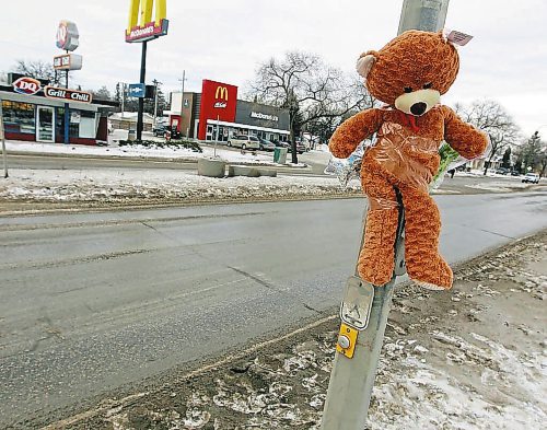 BORIS MINKEVICH / WINNIPEG FREE PRESS

Crosswalk on St. Anne&#x2019;s Road between Varennes and Bank avenues where a boy was killed by a truck on Tuesday. Feb. 14, 2018