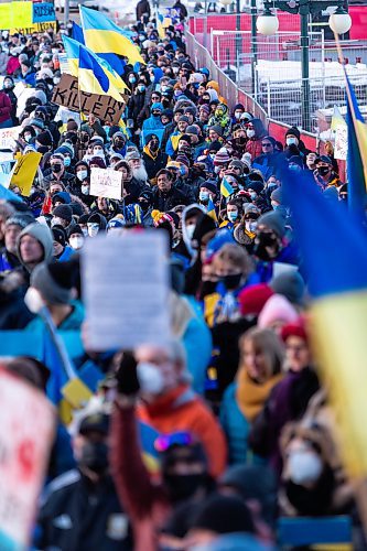 Daniel Crump / Winnipeg Free Press. Thousands gathered at the Manitoba legislature in Winnipeg Saturday evening to show their support for Ukraine. February 26, 2022.