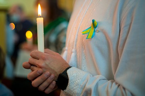 Parishioners gather at the Holy Ghost Ukrainian Orthodox Church for a prayer service in support of Ukraine Sunday. (Chelsea Kemp/The Brandon Sun)