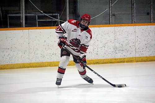Carberry's Nate Robson prepares to take a shot during a game between the Southwest Cougars and the Kenora Thistles in Souris  on Dec. 4, 2021. Robson was selected by the Neepawa Titans with the 14th overall pick in Saturday's Manitoba Junior Hockey League draft. (Lucas Punkari/The Brandon Sun)