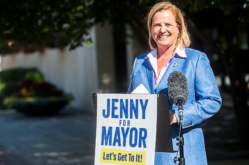 MIKAELA MACKENZIE / WINNIPEG FREE PRESS



Jenny Motkaluk makes a campaign announcement at City Hall in Winnipeg on Tuesday, July 26, 2022. For Malak Abas story.

Winnipeg Free Press 2022.