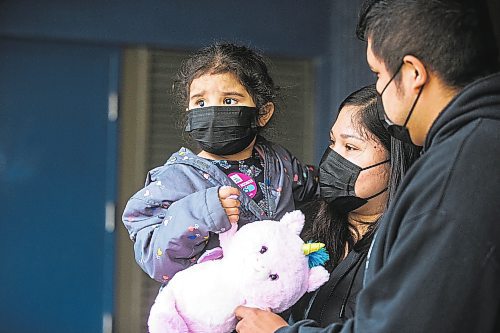 MIKAELA MACKENZIE / WINNIPEG FREE PRESS



Aiyanna Eischen, three (left), comes out from the RBC Convention Centre with Amy Thompson and Dakota Eischen after getting vaccinated in Winnipeg on Wednesday, July 27, 2022. For Katie May story.

Winnipeg Free Press 2022.