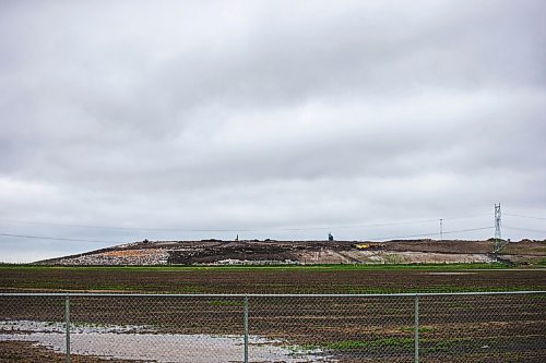 MIKAELA MACKENZIE / WINNIPEG FREE PRESS



Prairie Green Landfill, where the Compost Winnipeg food waste will get composted, in Winnipeg on Tuesday, May 31, 2022. For JS story.

Winnipeg Free Press 2022.