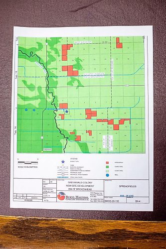 MIKAELA MACKENZIE / WINNIPEG FREE PRESS

The site map of a proposed Hutterite colony and hog farm  at a press conference at the Manitoba Legislative Building in Winnipeg on Tuesday, Dec. 6, 2022. For Carol Sanders story.
Winnipeg Free Press 2022.