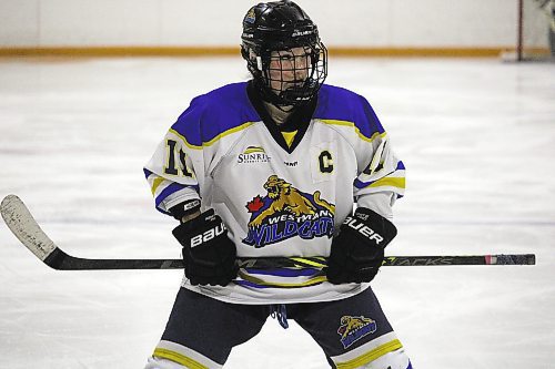Glenboro's Sophia Anderson committed to the University of Manitoba Bisons women's hockey team for the 2023-24 Canada West season. (Lucas Punkari/The Brandon Sun)