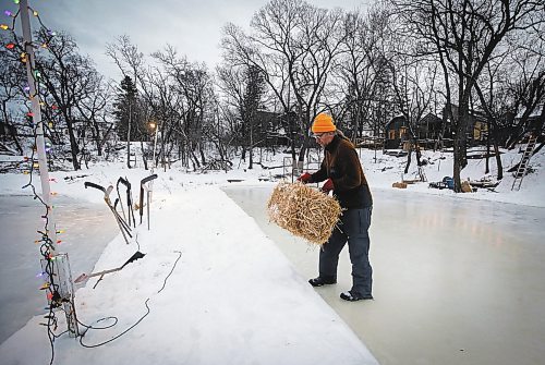 JOHN WOODS / WINNIPEG FREE PRESS
Eric Reder and his son North, 14, get their skating rinks on the Seine River ready for the winter season Monday, December 12, 2022. The pair is having a get together for North&#x2019;s hockey team later this week.

Re: rachel