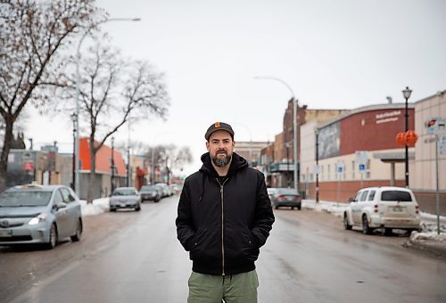 JESSICA LEE / WINNIPEG FREE PRESS

Winnipeg director Deco Dawson poses for a photo on Selkirk Avenue, where his feature film was made, on December 13, 2022.

Reporter: Alan Small