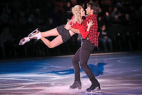 13122022
Kaitlyn Weaver and Andrew Poje perform during the Stars On Ice 2022 Holiday Tour stop at Westoba Place in Brandon on Tuesday evening. 
(Tim Smith/The Brandon Sun)