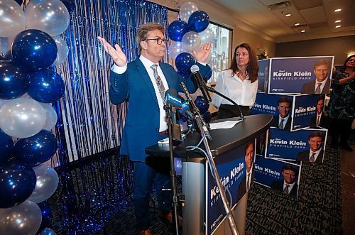 JOHN WOODS / WINNIPEG FREE PRESS
People celebrate a victory for PC candidate Kevin Klein at their party headquarters Tuesday, December 13, 2022.

Re: danielle